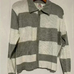 FIA Italia Sweater Womens M Handloomed Gray &Whit New no tag Full Zip Collared